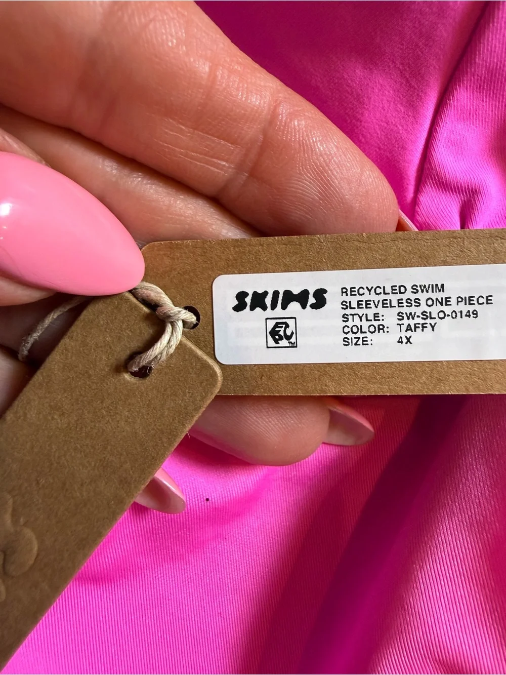SKIMS Plus Size Hot Pink One-Piece Swimsuit with Logo Brand New w/tags